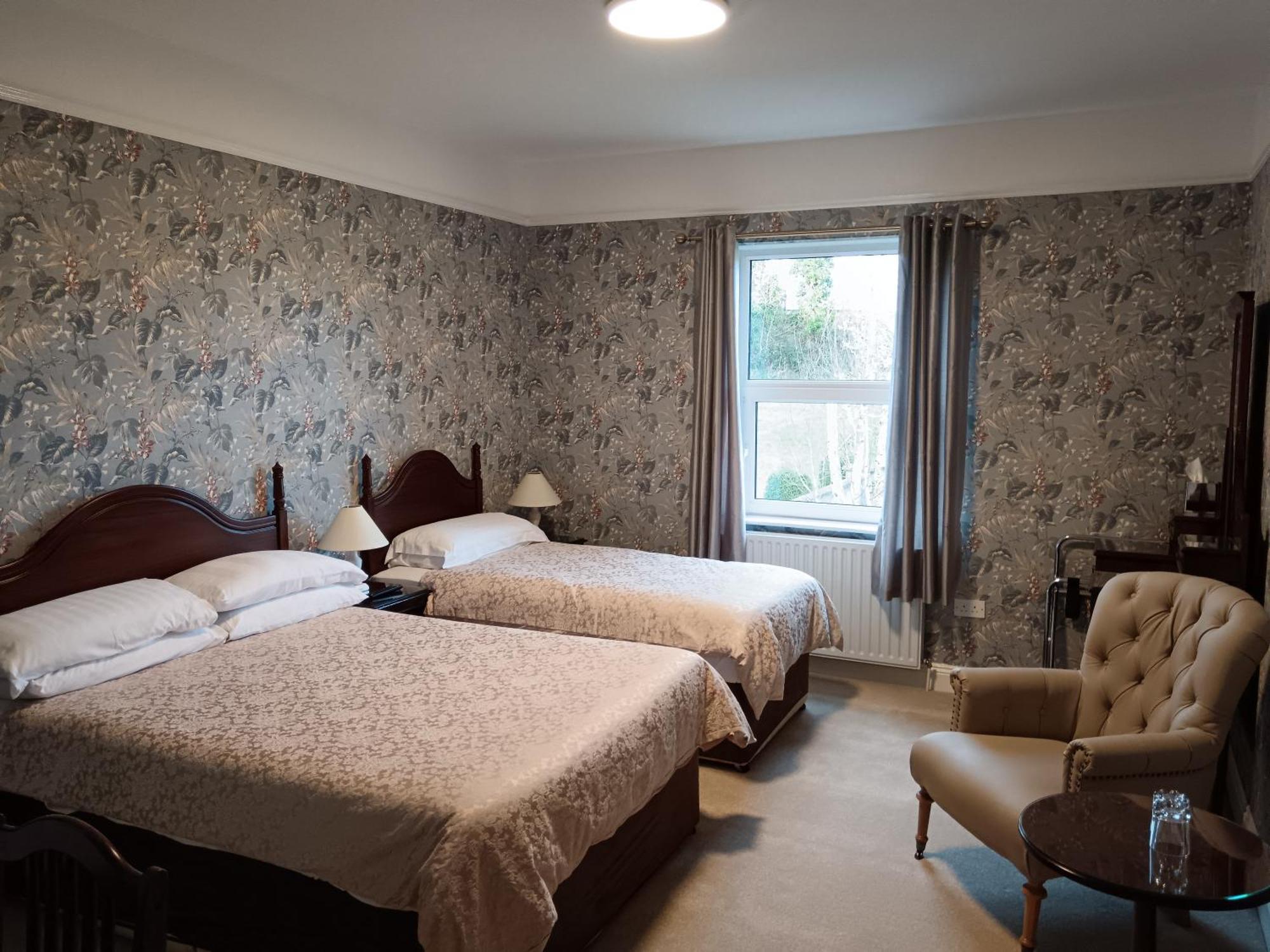Carraig Rua Bed & Breakfast คิลเคนนี ภายนอก รูปภาพ