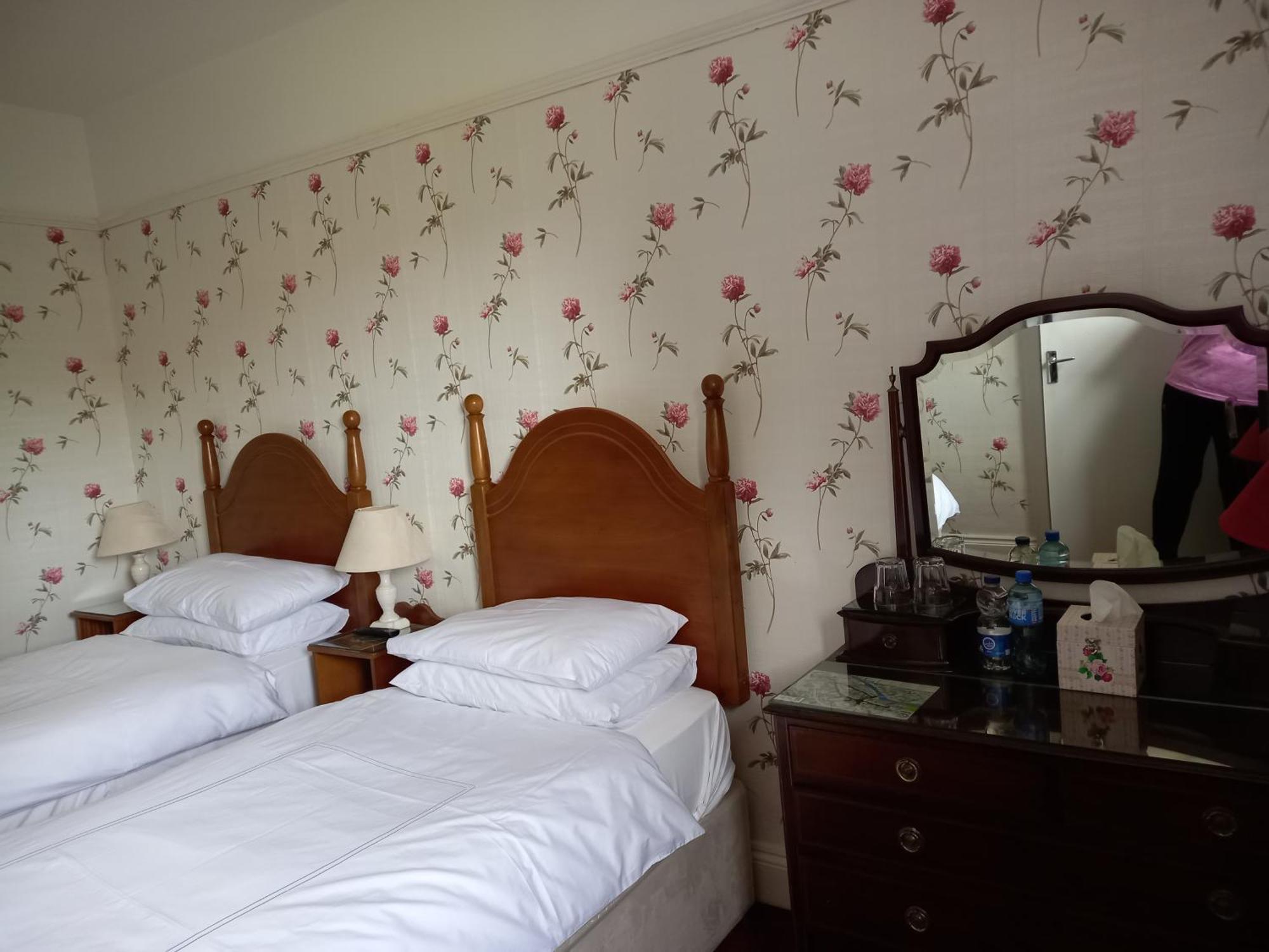 Carraig Rua Bed & Breakfast คิลเคนนี ภายนอก รูปภาพ