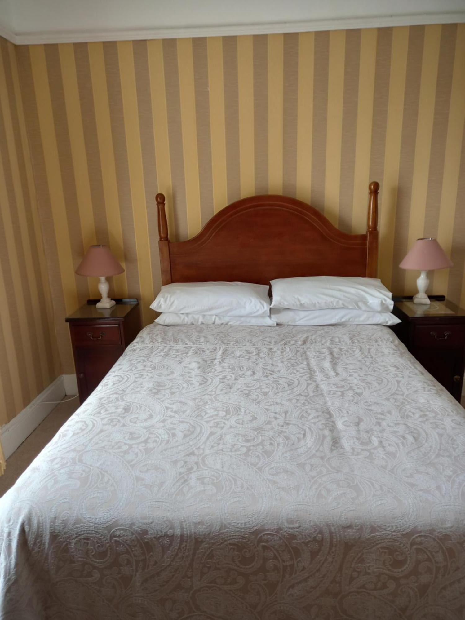 Carraig Rua Bed & Breakfast คิลเคนนี ภายนอก รูปภาพ