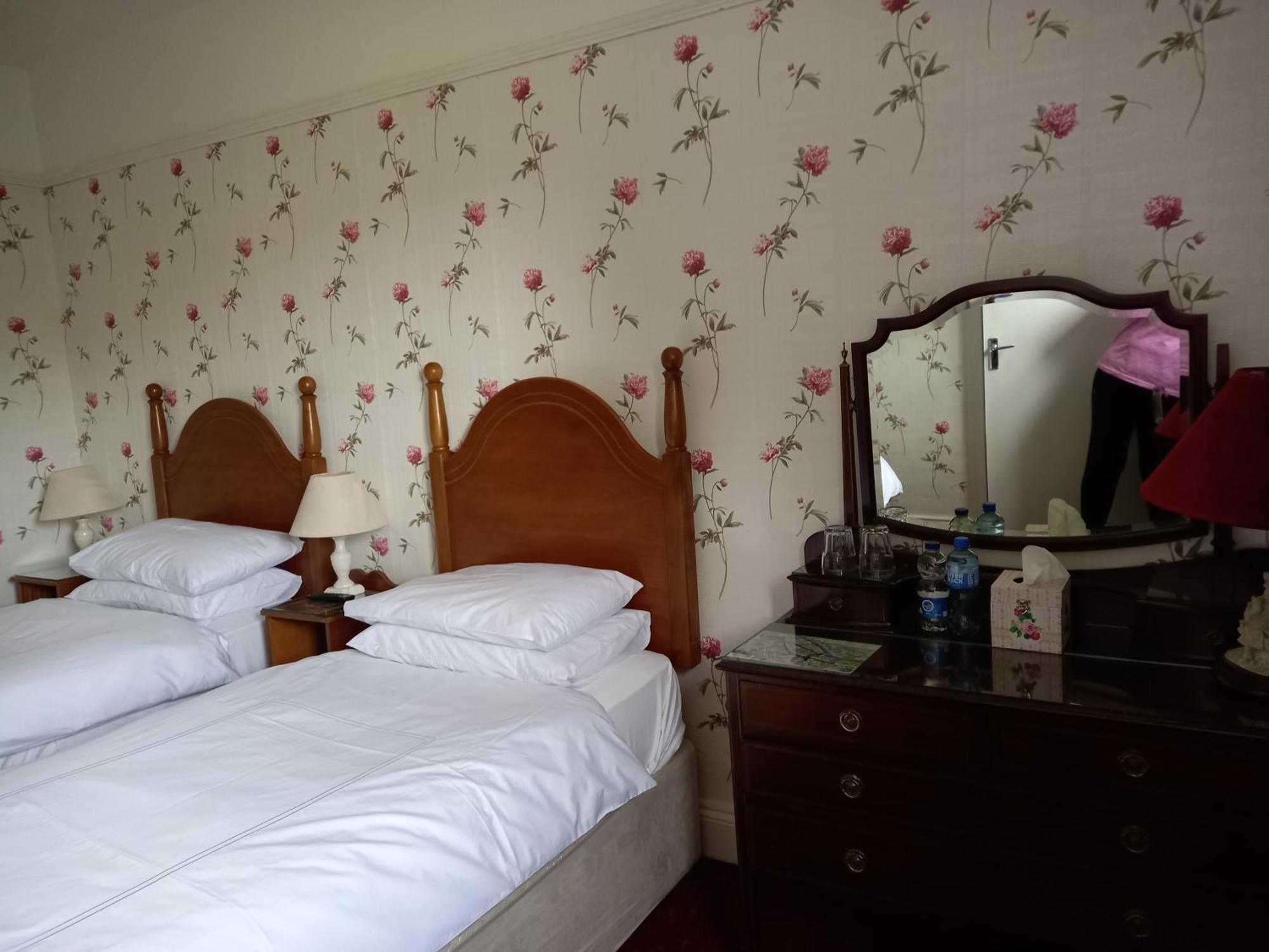 Carraig Rua Bed & Breakfast คิลเคนนี ภายนอก รูปภาพ