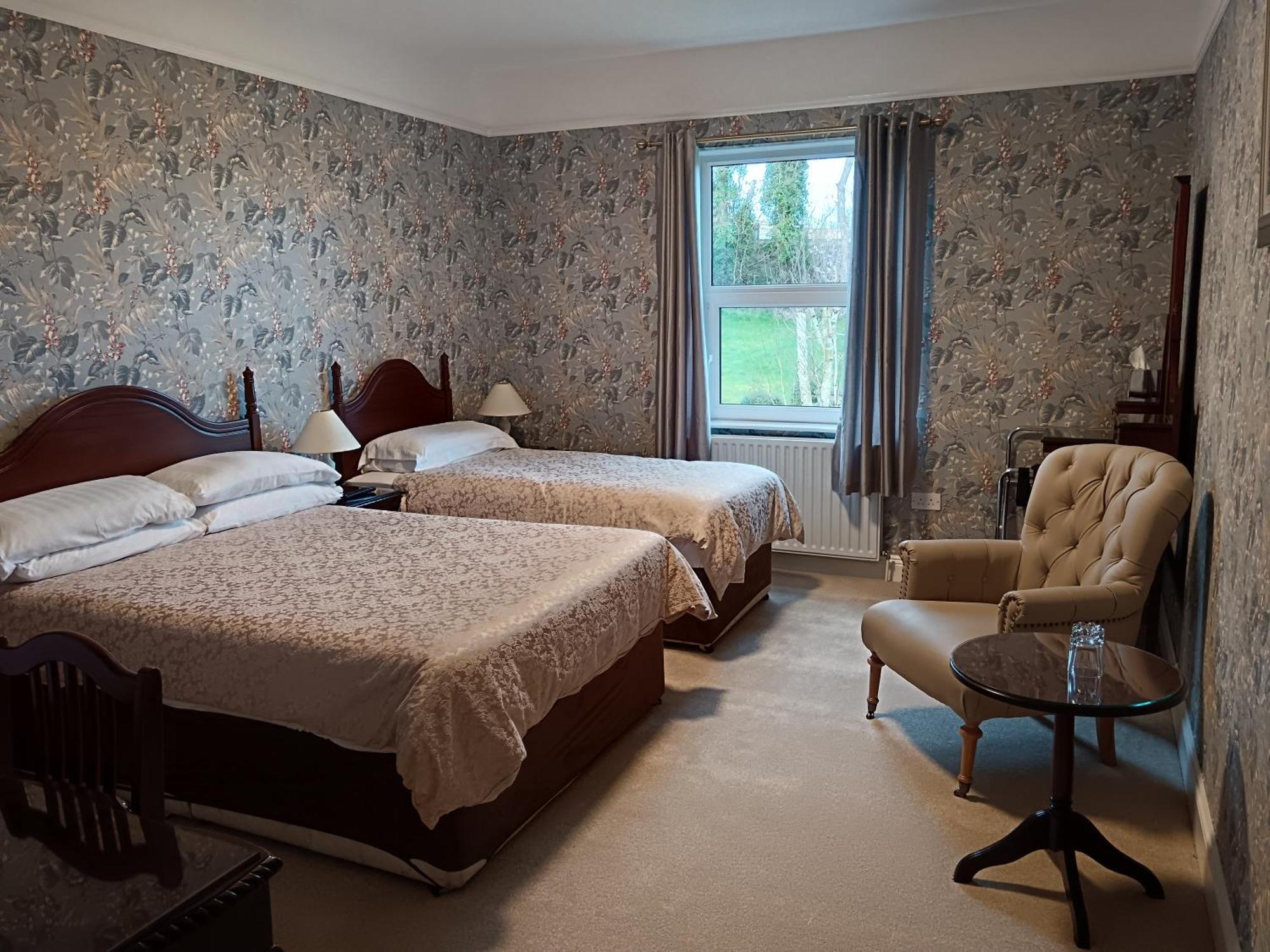 Carraig Rua Bed & Breakfast คิลเคนนี ภายนอก รูปภาพ